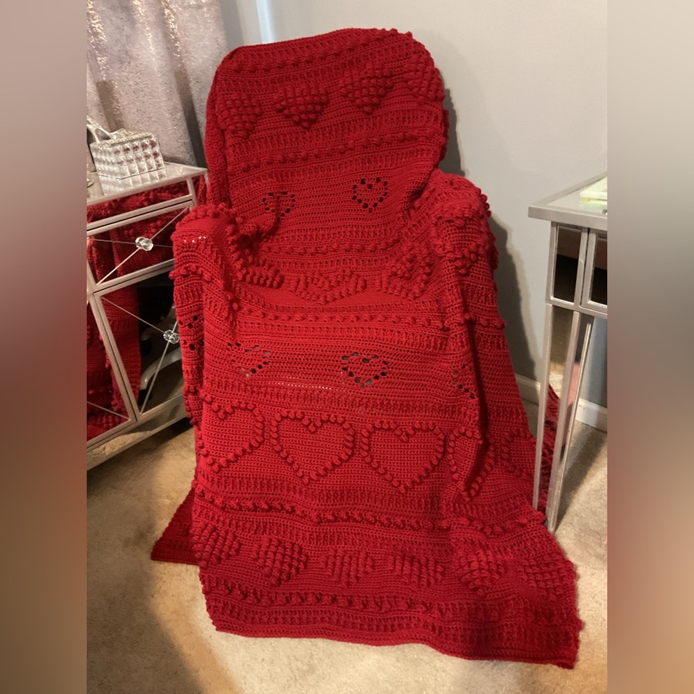 Crochet Heart Blanket - Picture 2 of 8